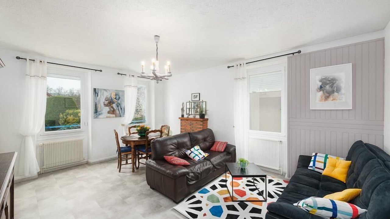 Photo of Livingroom in Mesvres