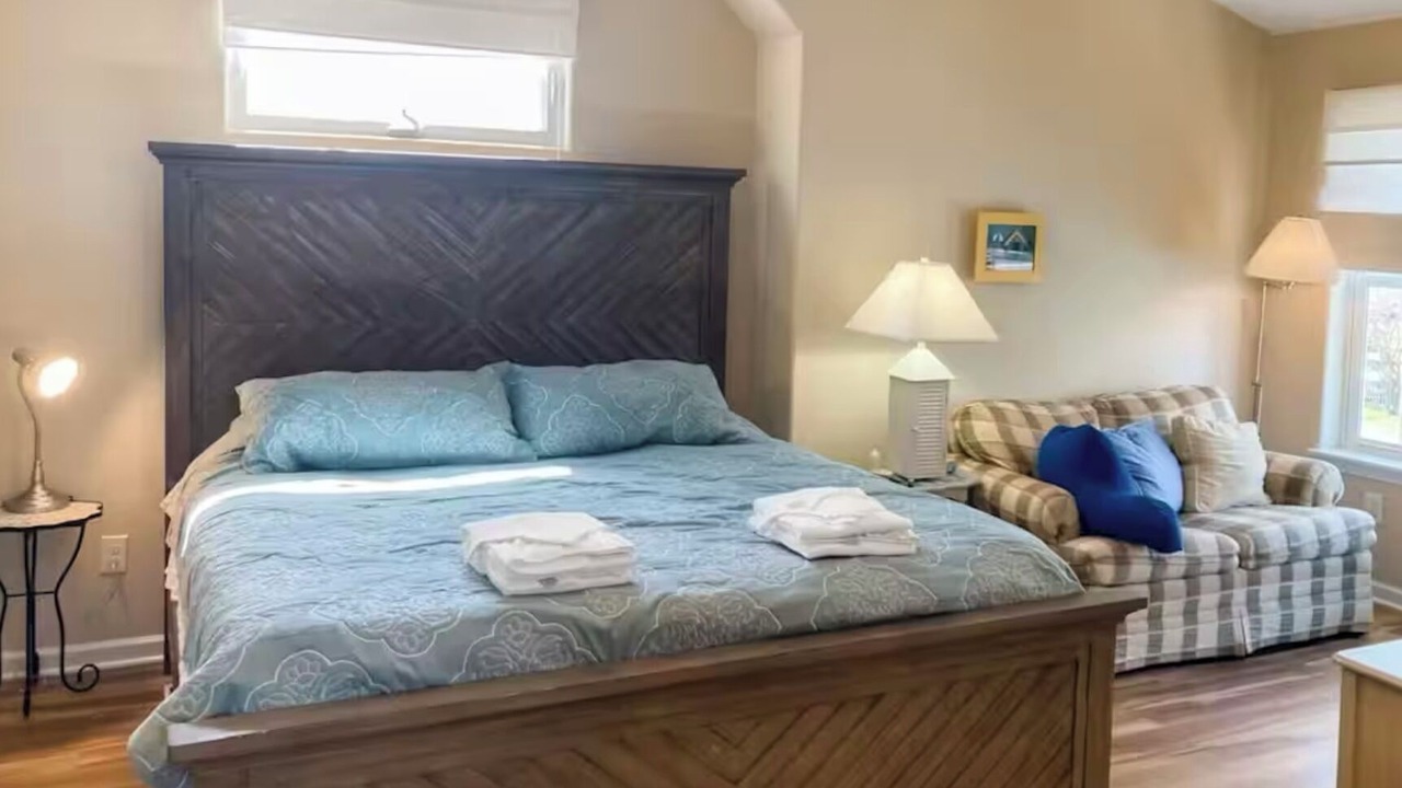 Photo of Bedroom in Colington Harbour