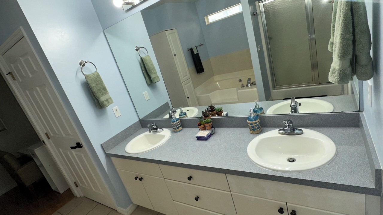 Photo of Bathroom in Lake City