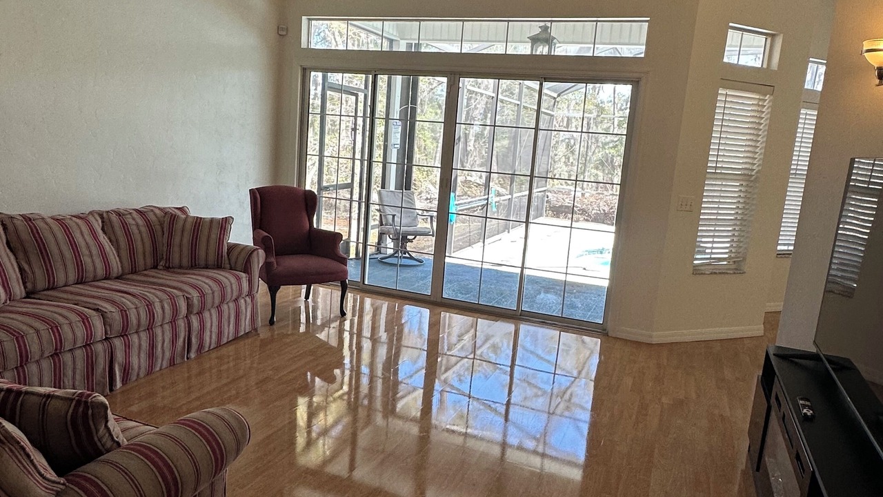 Photo of Livingroom in Lake City
