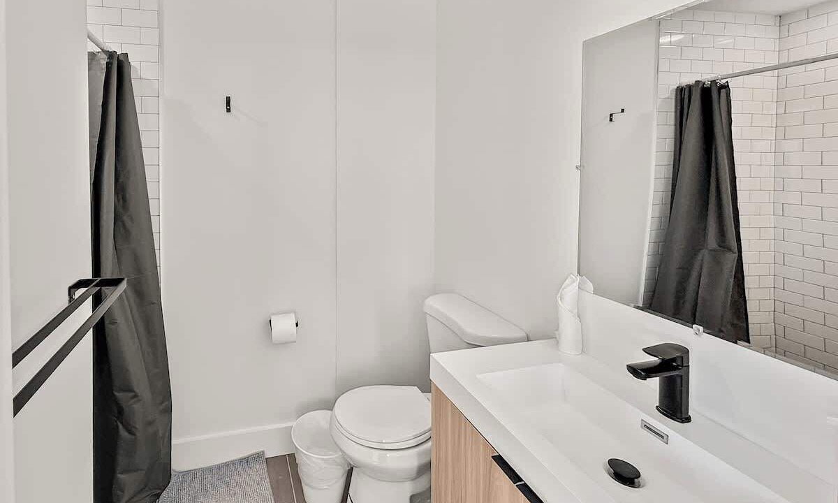 Photo of Bathroom in Olde Richmond