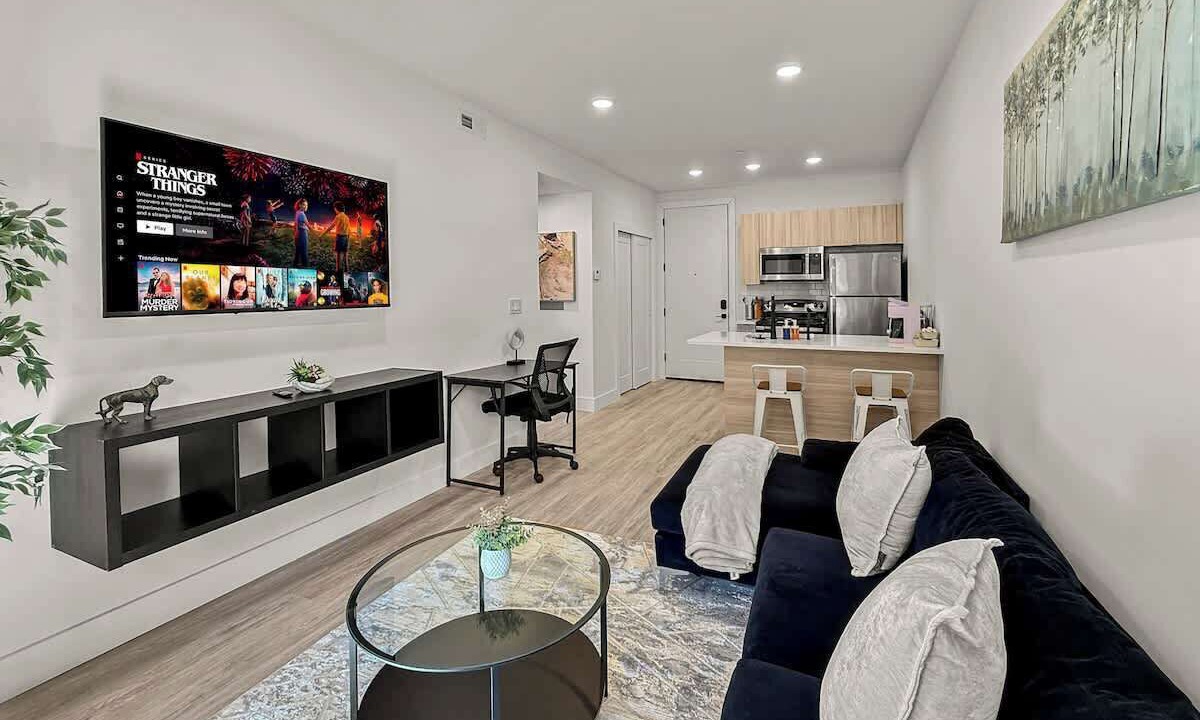 Photo of Livingroom in Olde Richmond