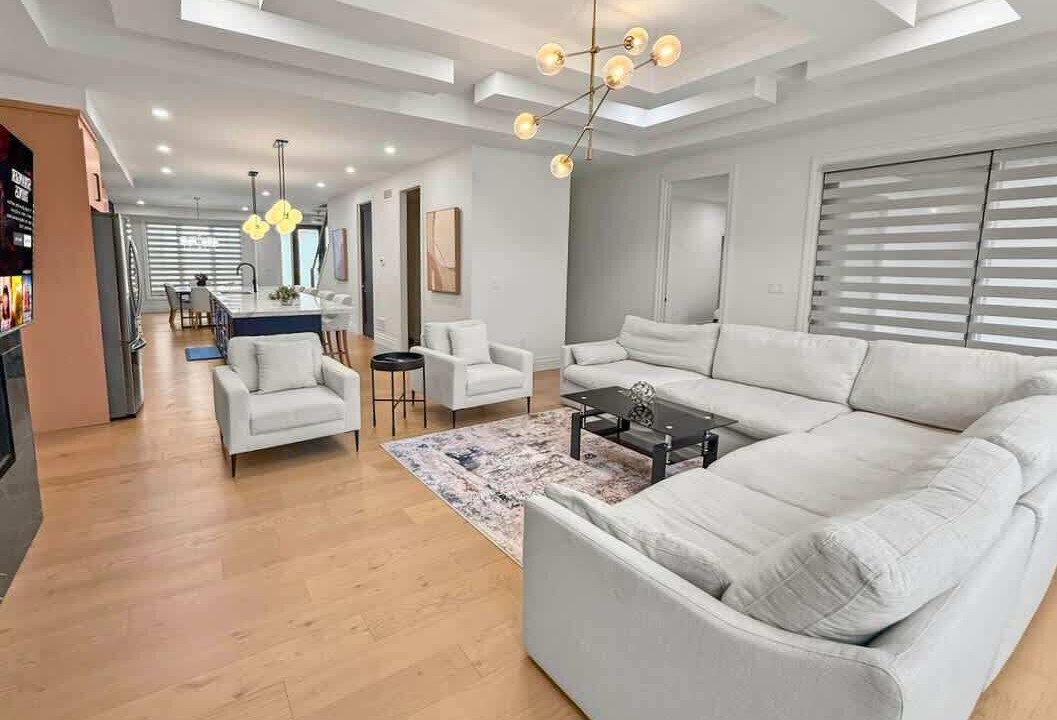 Photo of Livingroom in LaSalle