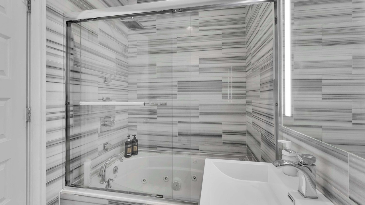 Photo of Bathroom in Old City