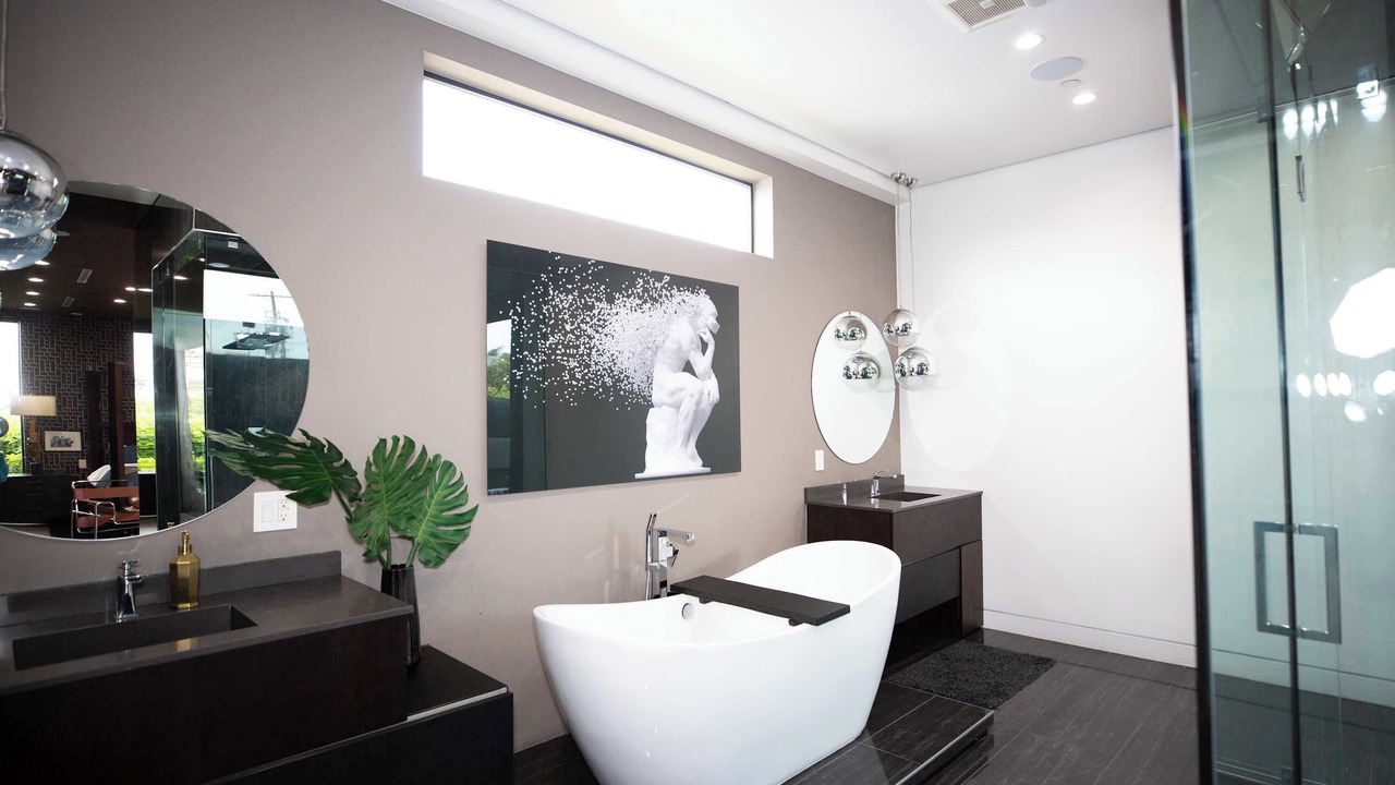 Photo of Bathroom in Melrose