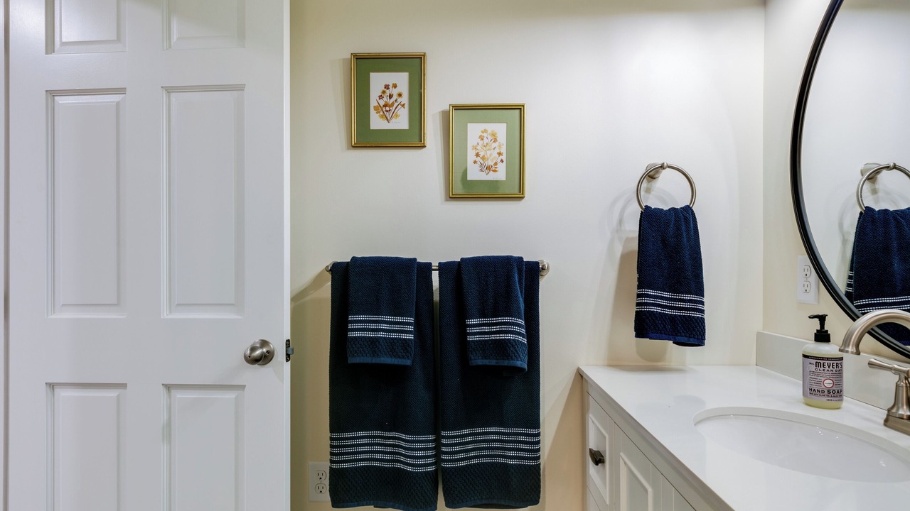 Photo of Bathroom in Valois
