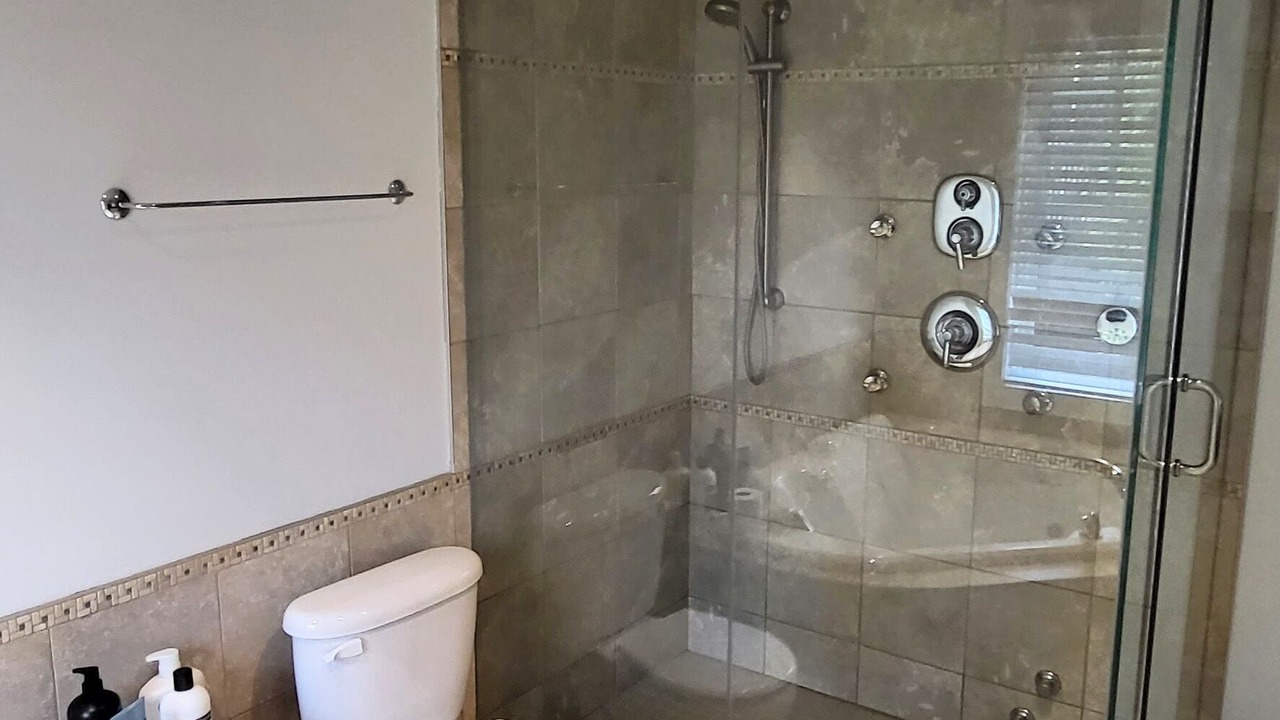Photo of Bathroom in Parkhill-Stanley Park
