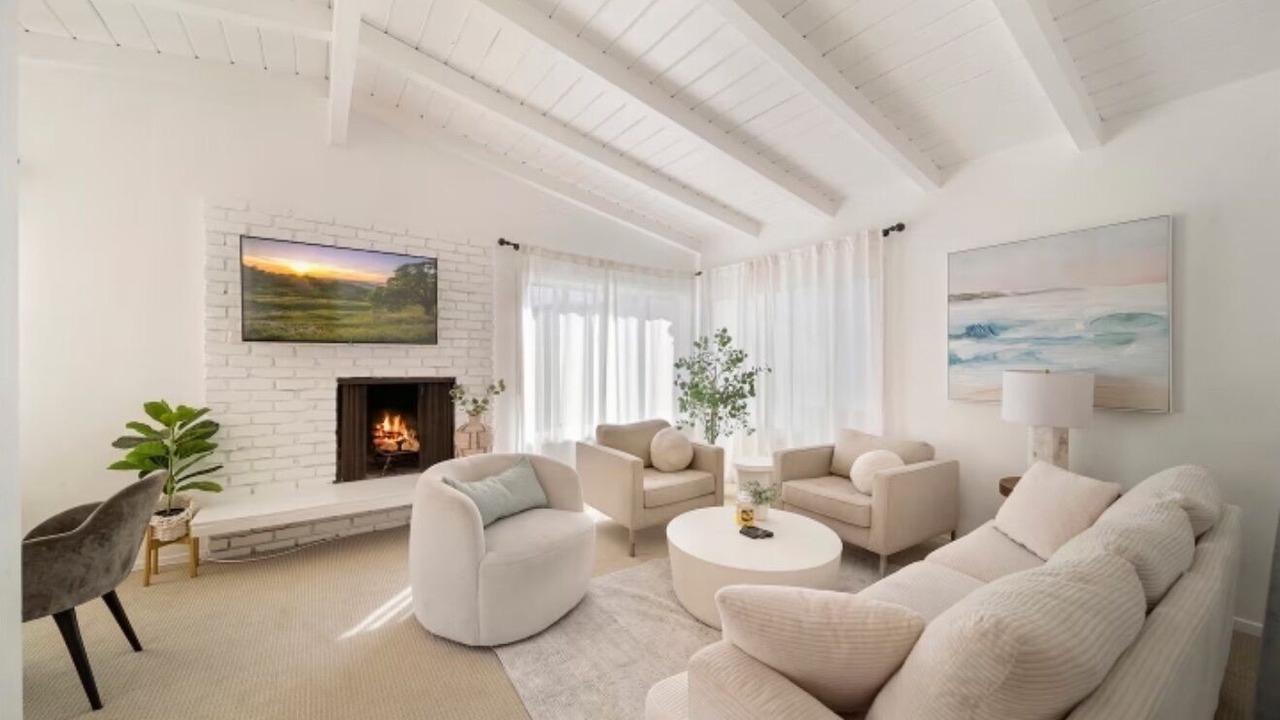 Photo of Livingroom in Sand Section