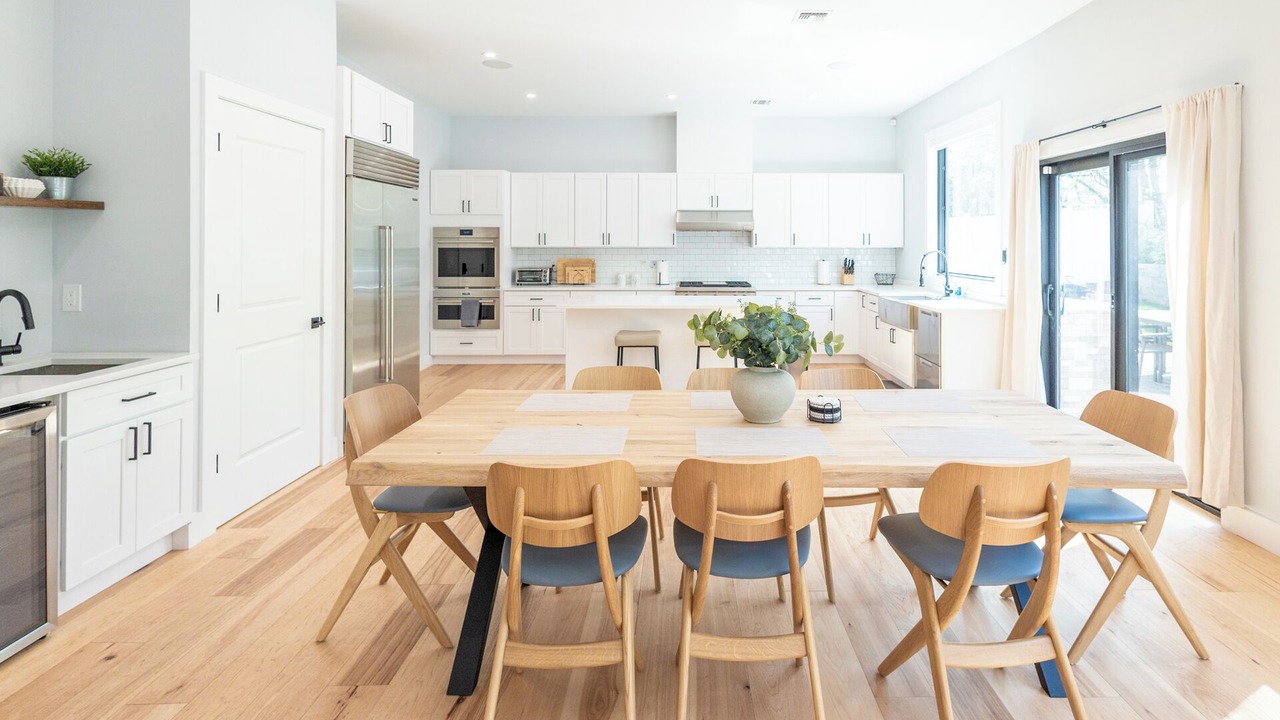 Photo of Others in Edison