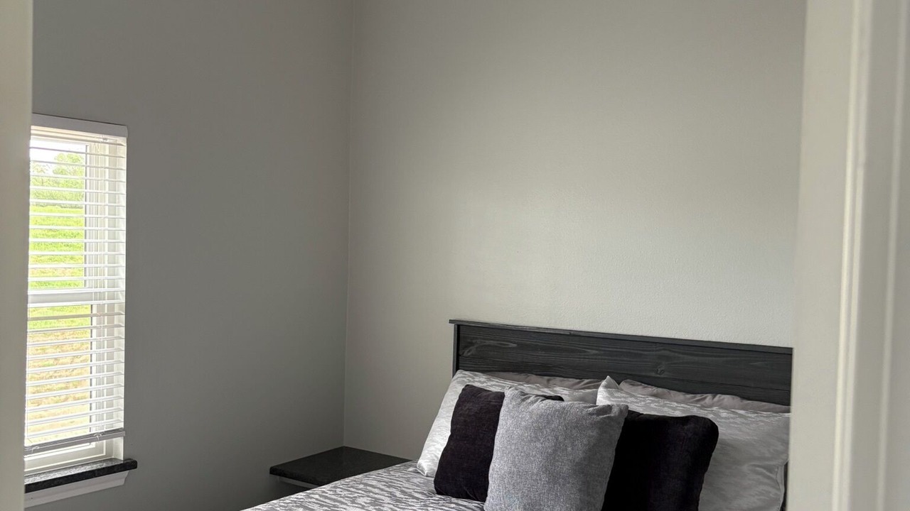 Photo of Bedroom in Davis