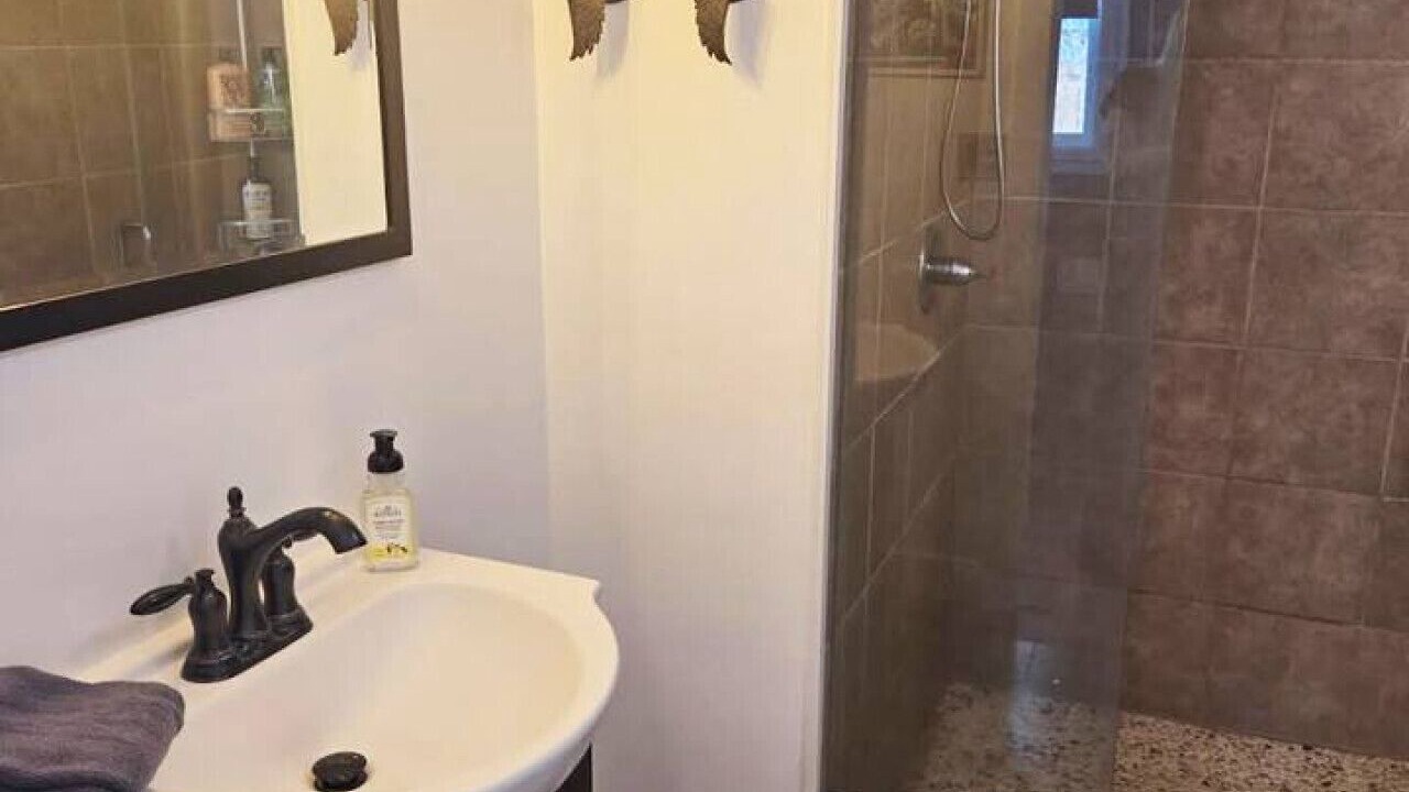 Photo of Bathroom in Historic District