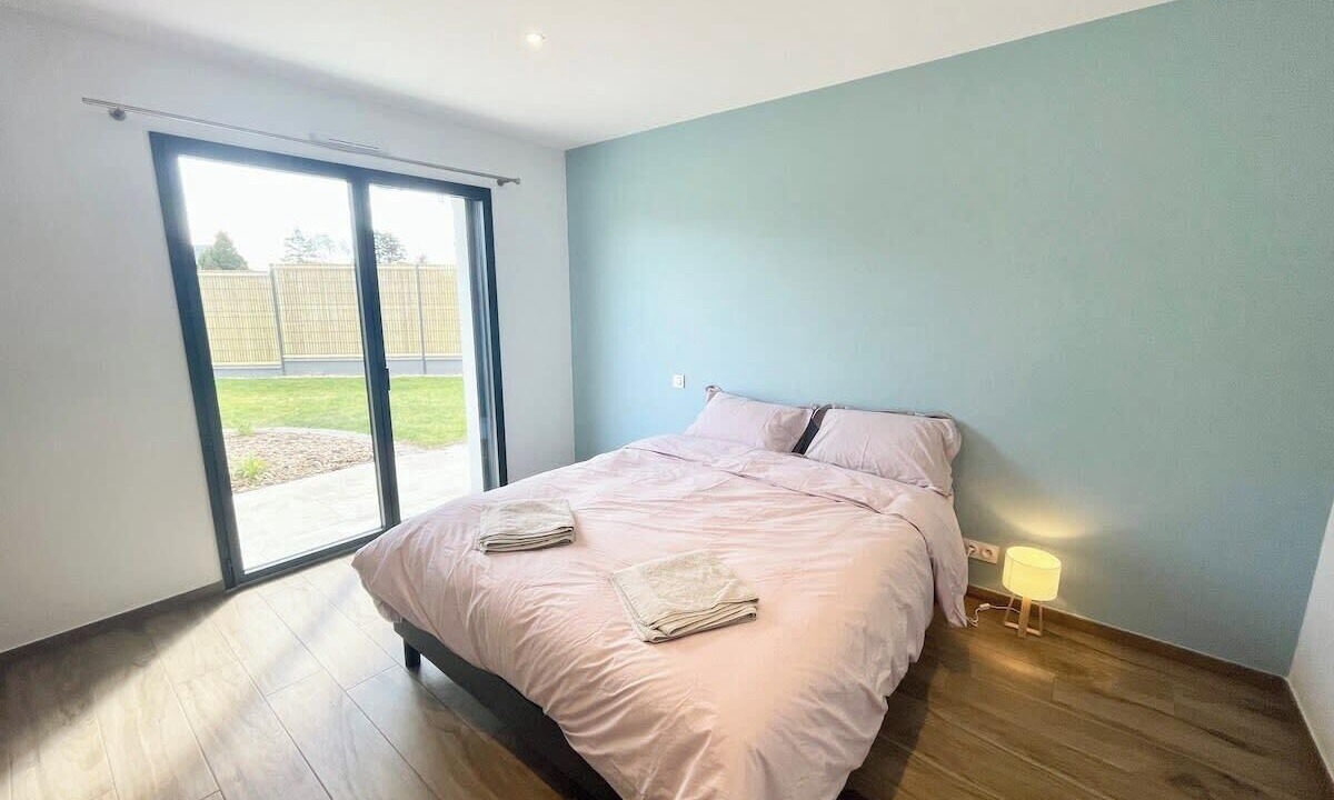 Photo of Bedroom in Larmor-Baden