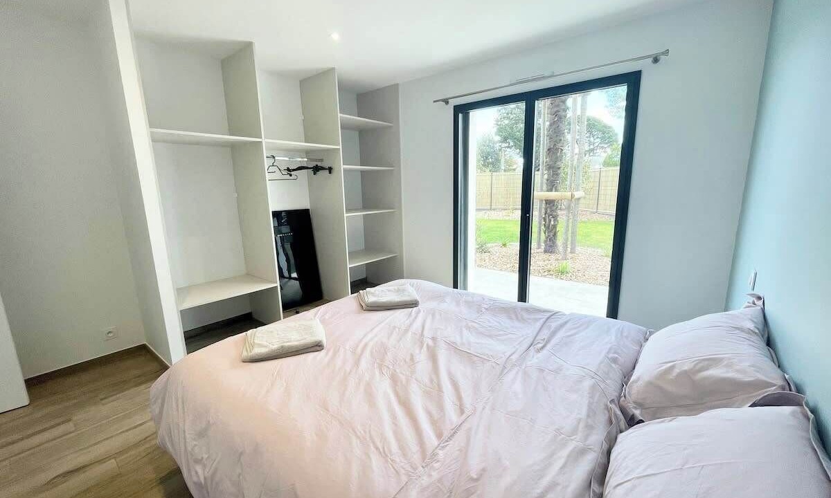 Photo of Bedroom in Larmor-Baden