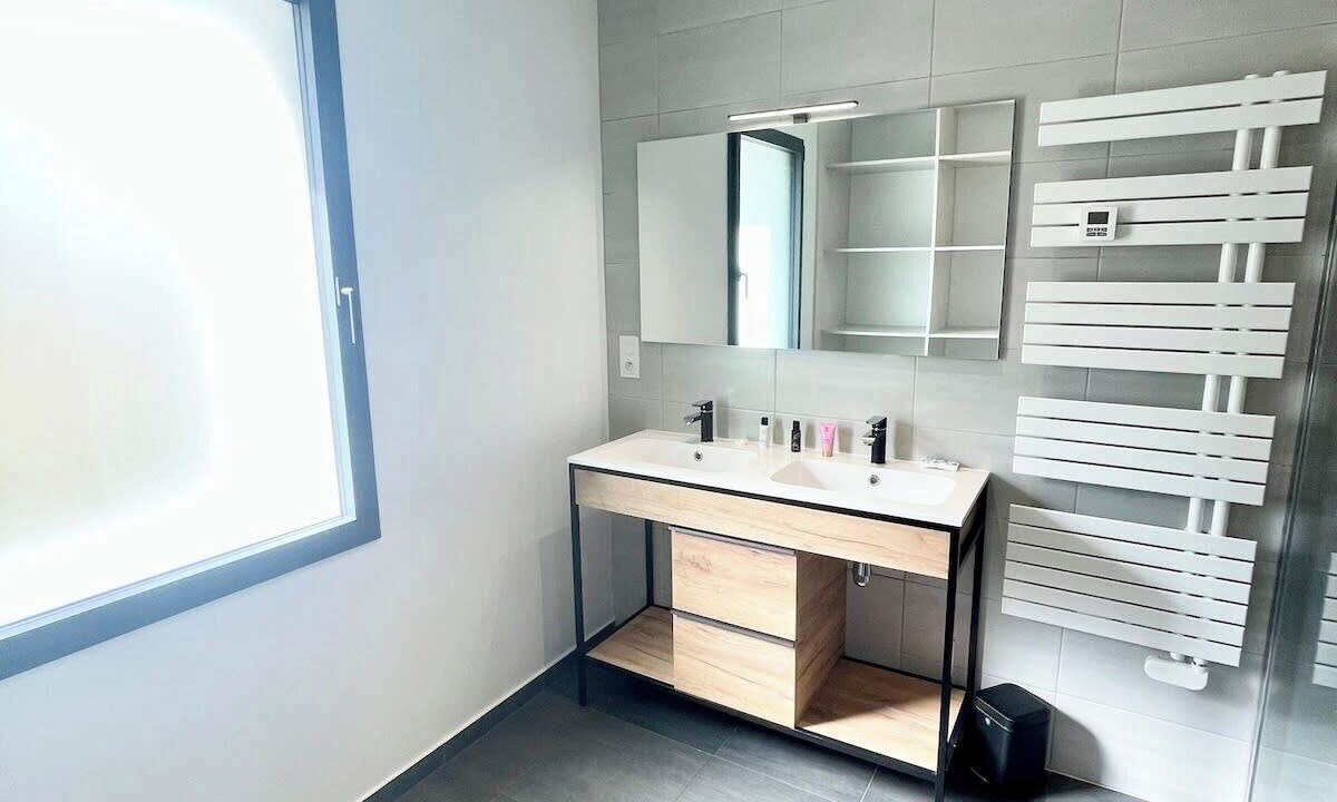 Photo of Bathroom in Larmor-Baden