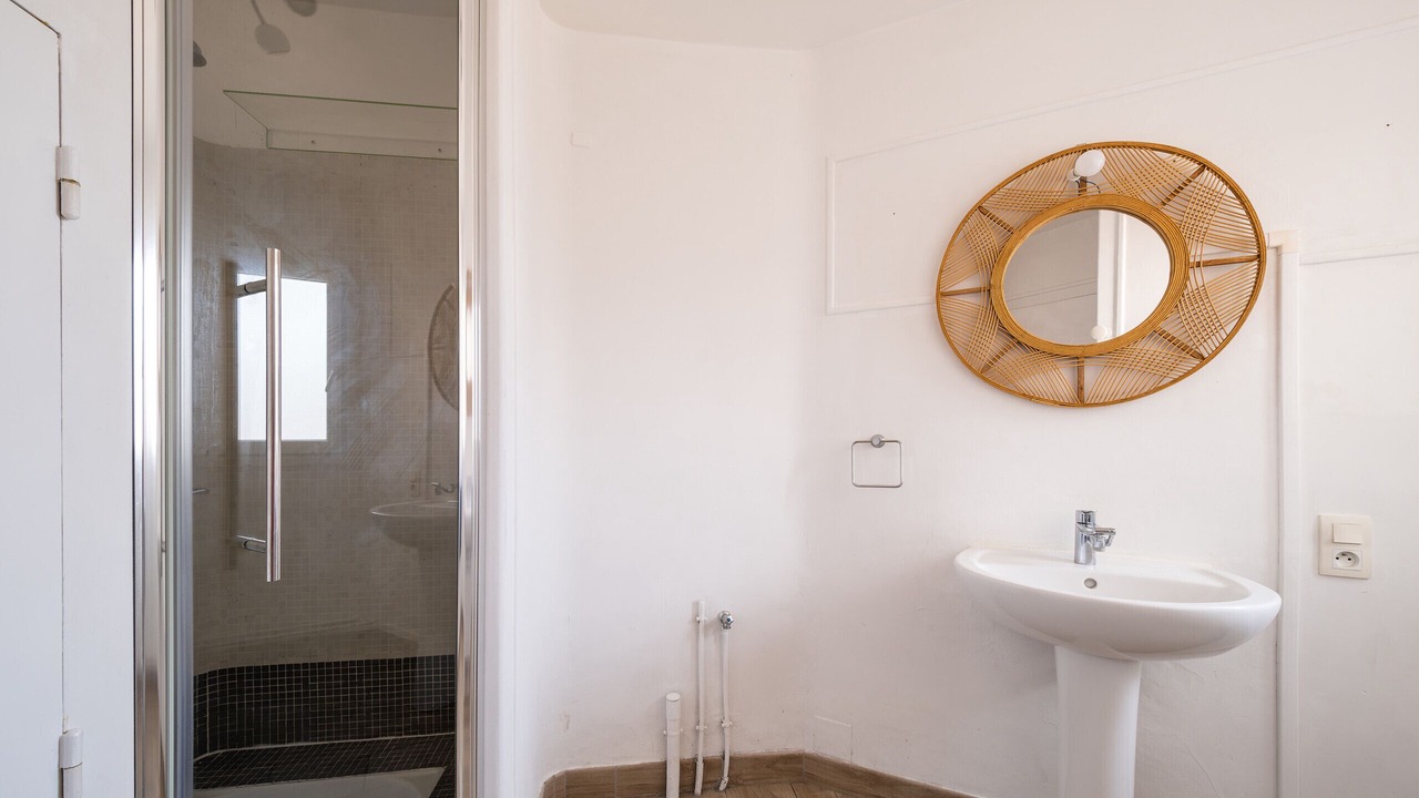 Photo of Bathroom in La Chapelle-Basse-Mer