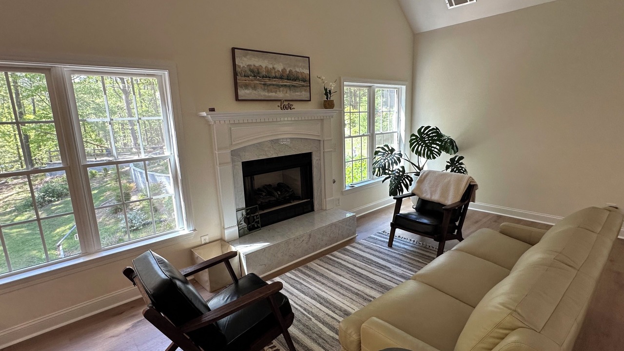 Photo of Livingroom in Buford