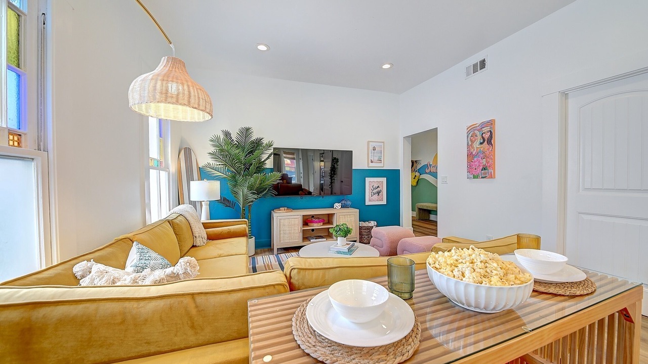 Photo of Livingroom in Sherman Heights