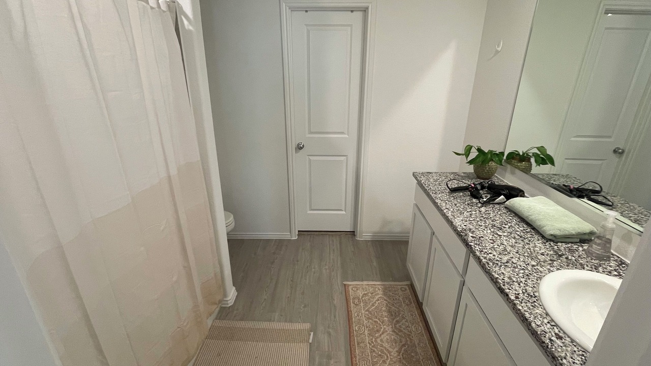 Photo of Bathroom in Wise County
