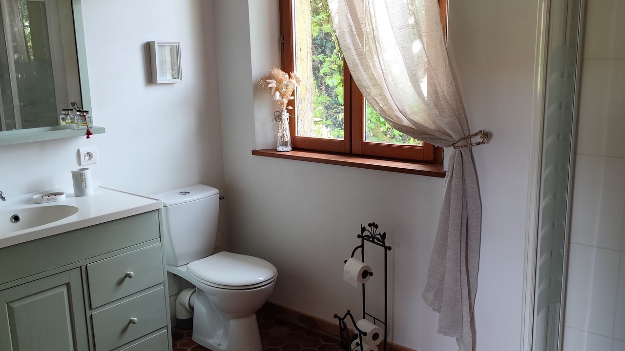 Photo of Bathroom in Mesnieres-en-Bray