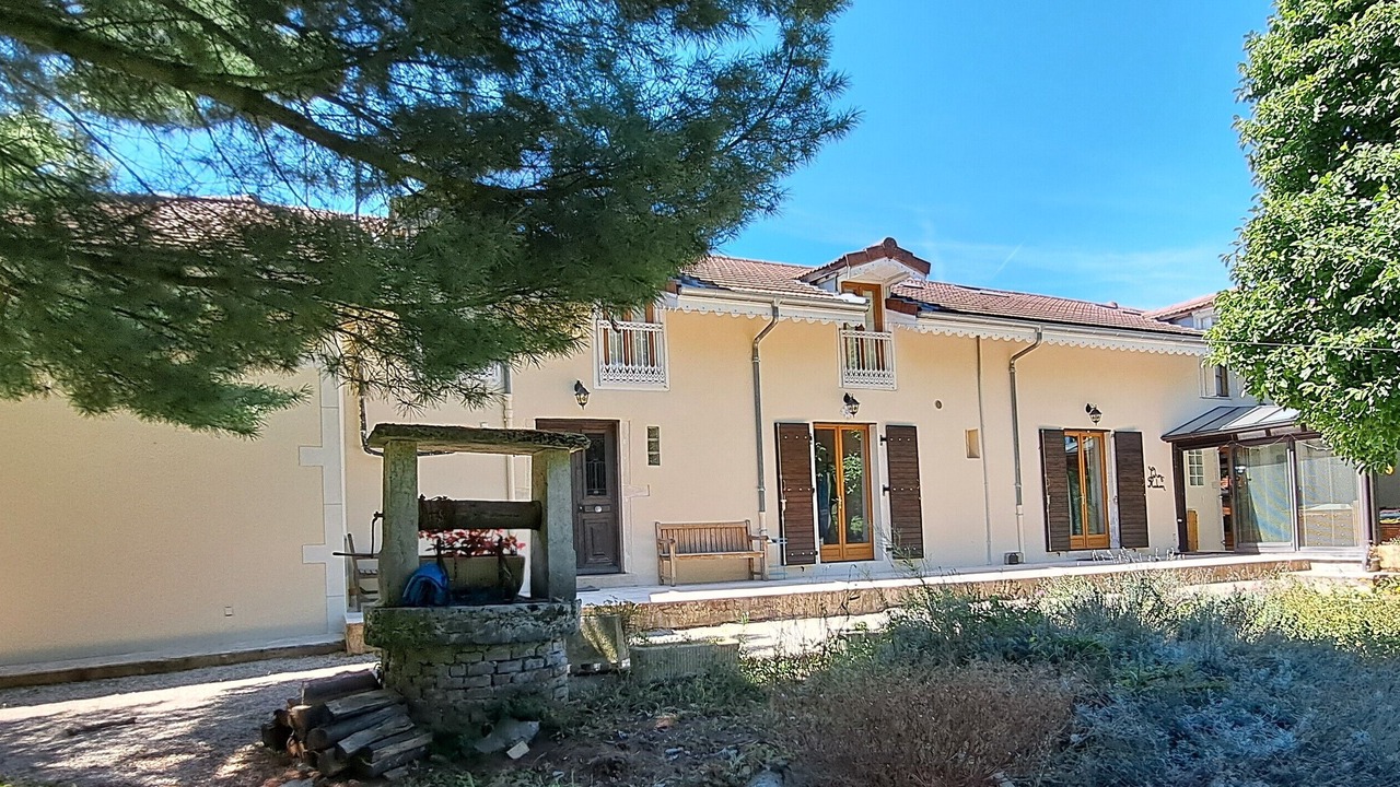 Photo of Outdoor in Chanoz-Chatenay