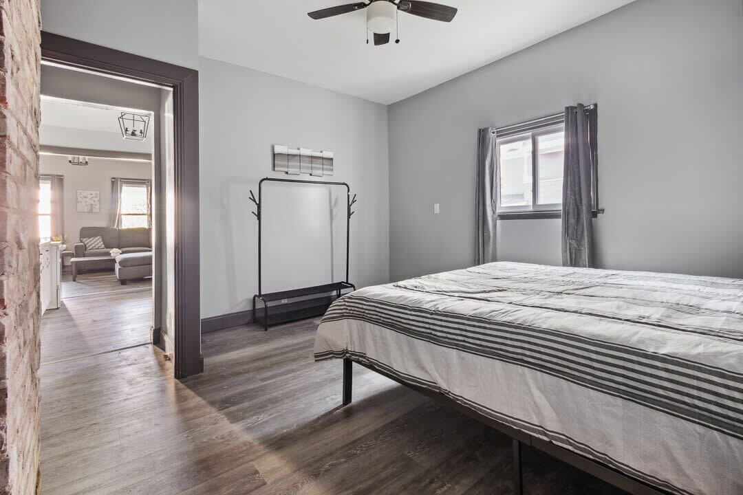 Photo of Bedroom in Downtown Niagara Falls