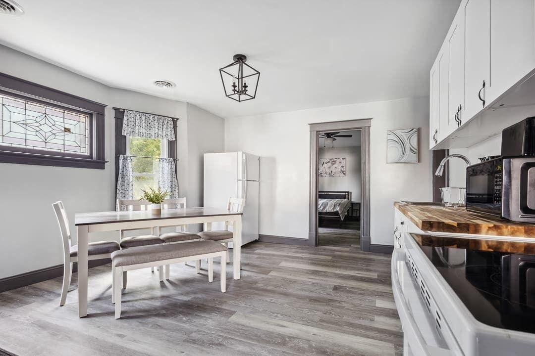Photo of Kitchen in Downtown Niagara Falls