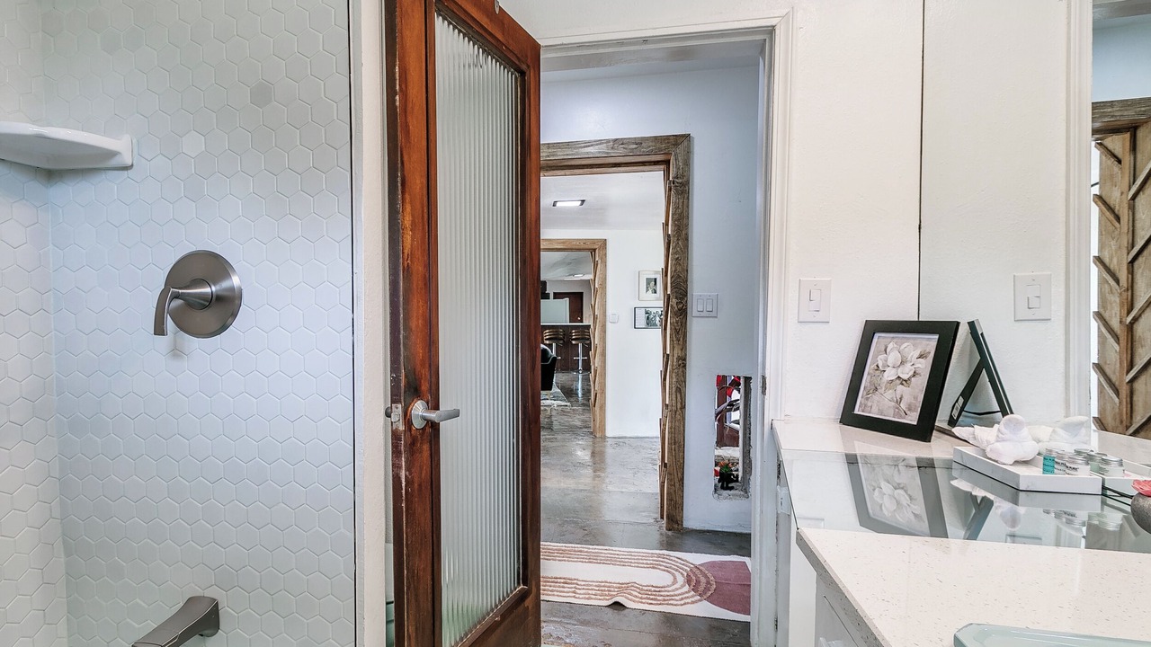 Photo of Bathroom in Central Oklahoma City
