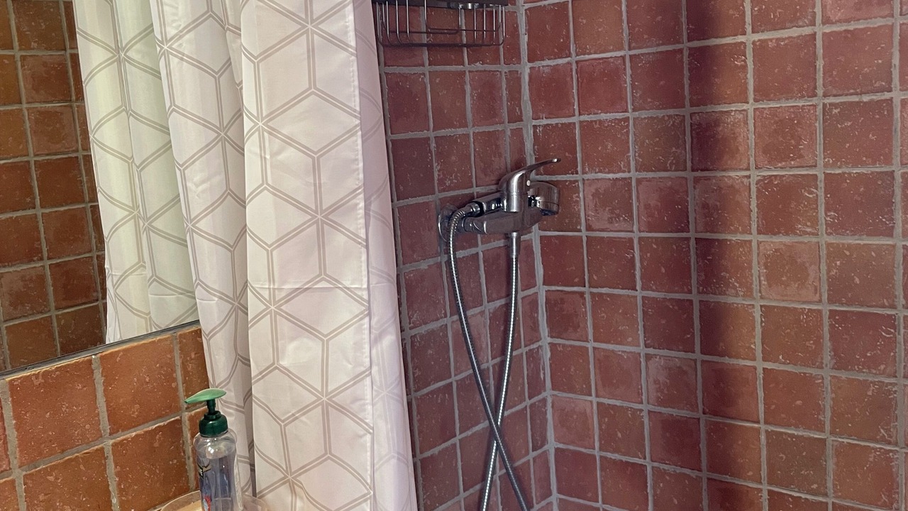 Photo of Bathroom in Issirac