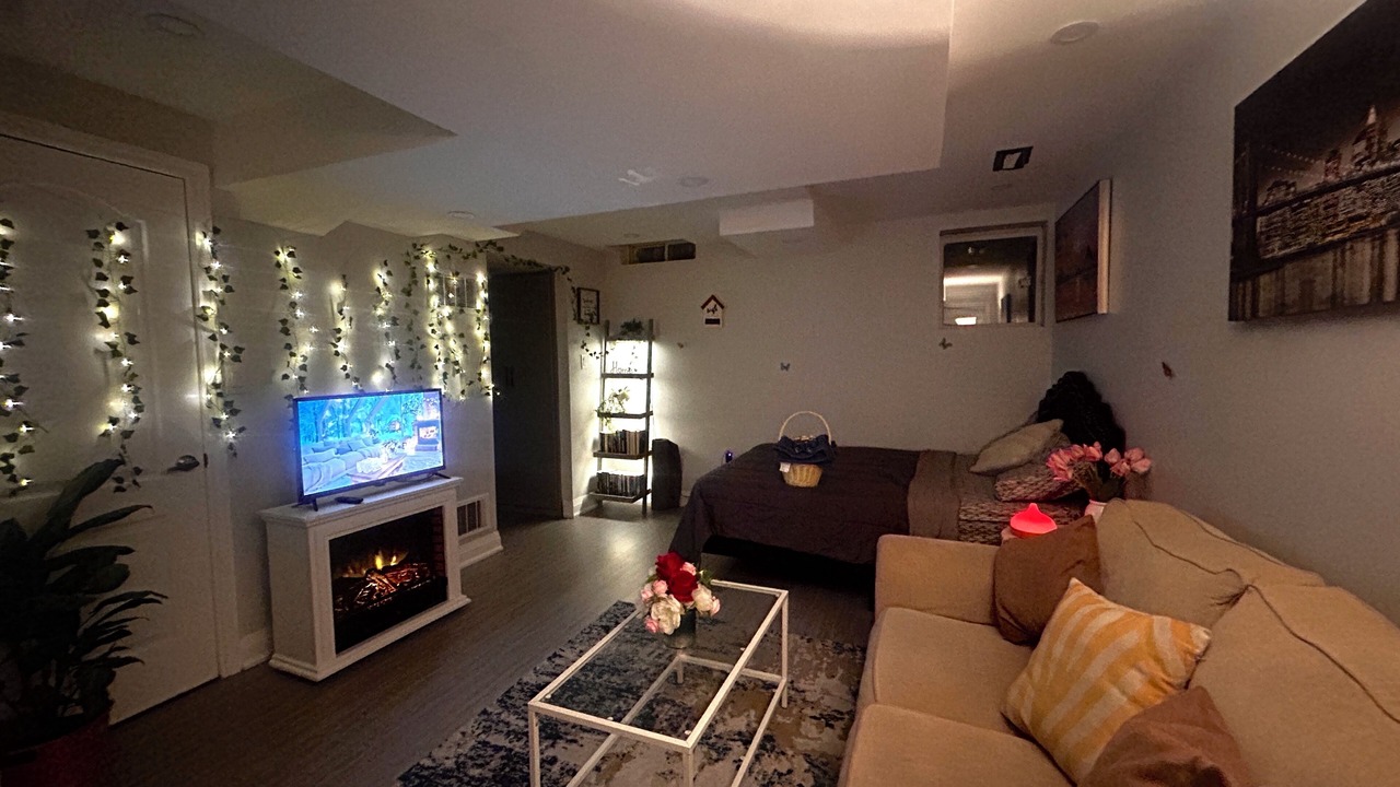 Photo of Livingroom in Milton