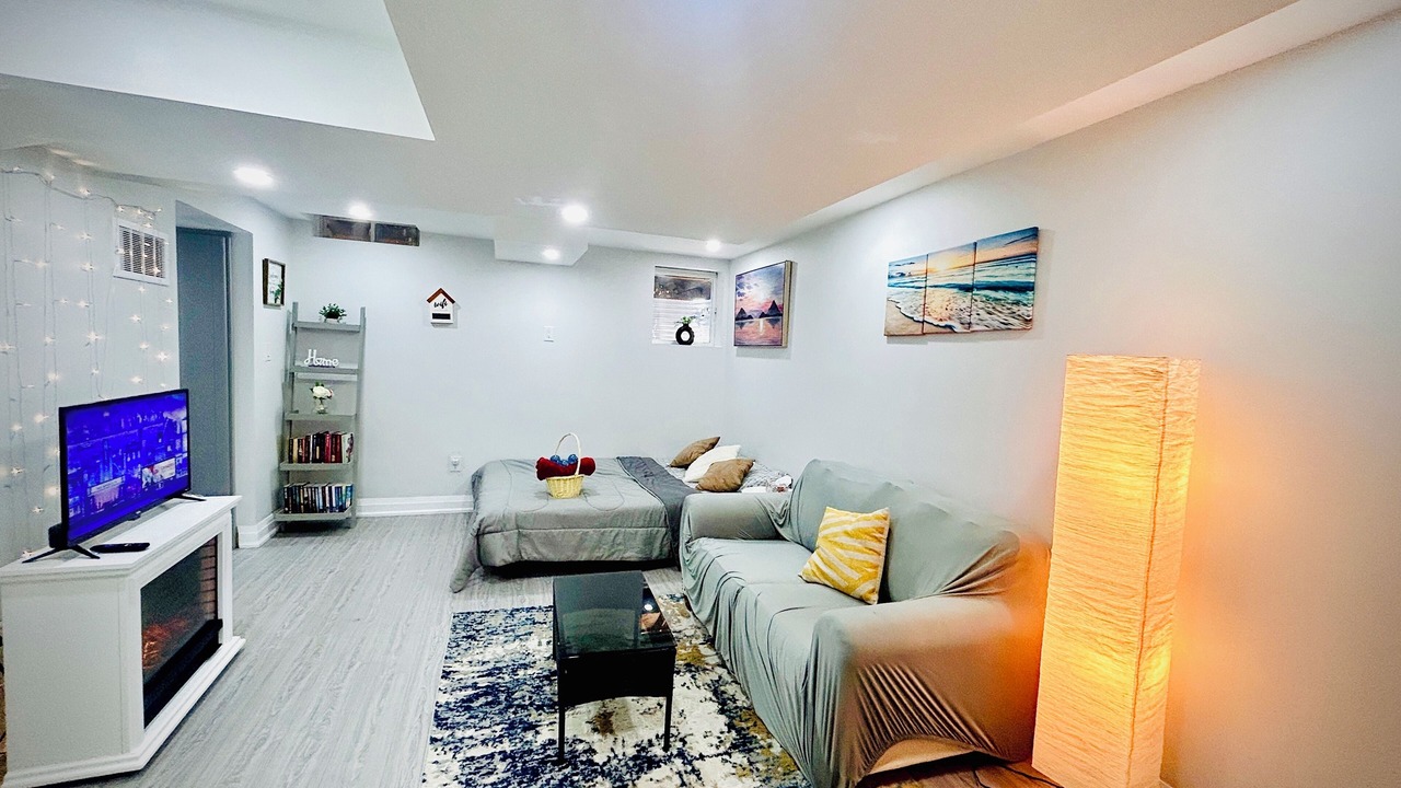 Photo of Livingroom in Milton