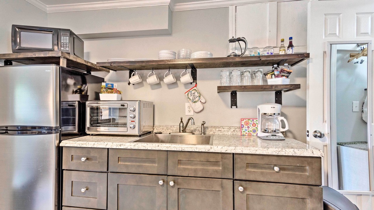 Photo of Kitchen in Lake Junaluska