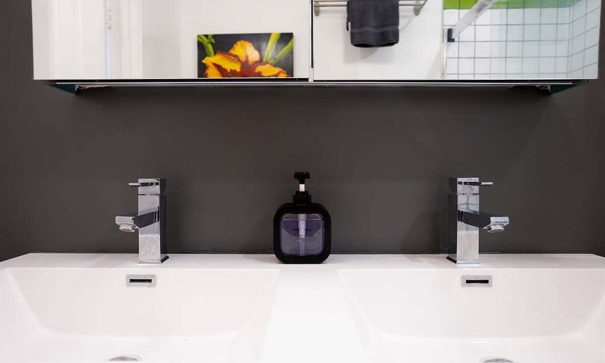 Photo of Bathroom in Dixon Park