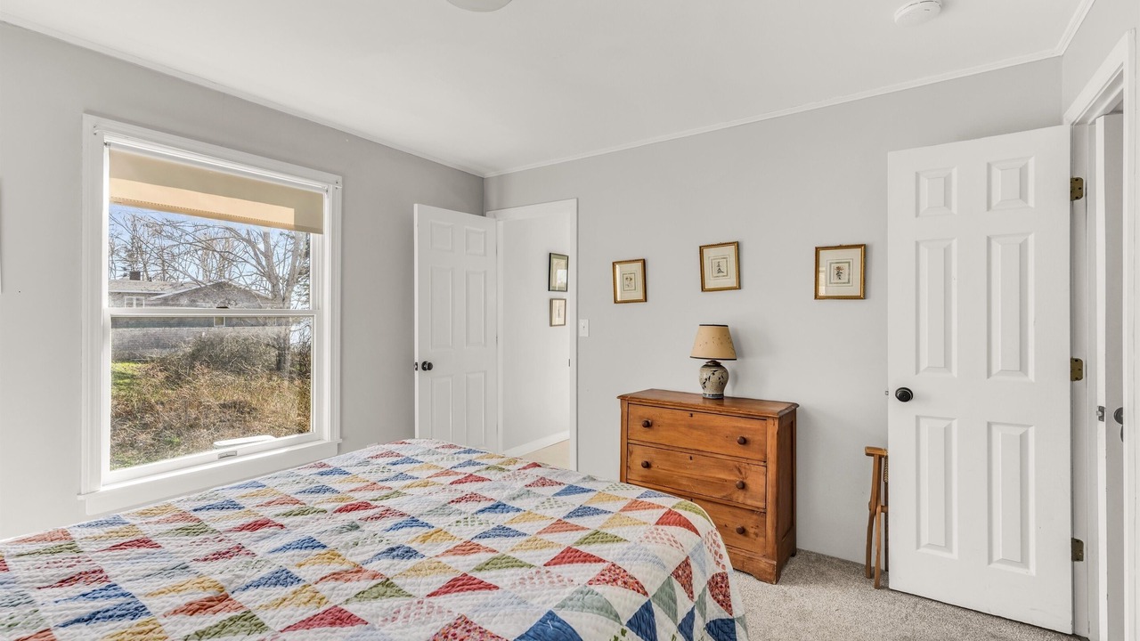 Photo of Bedroom in Castine