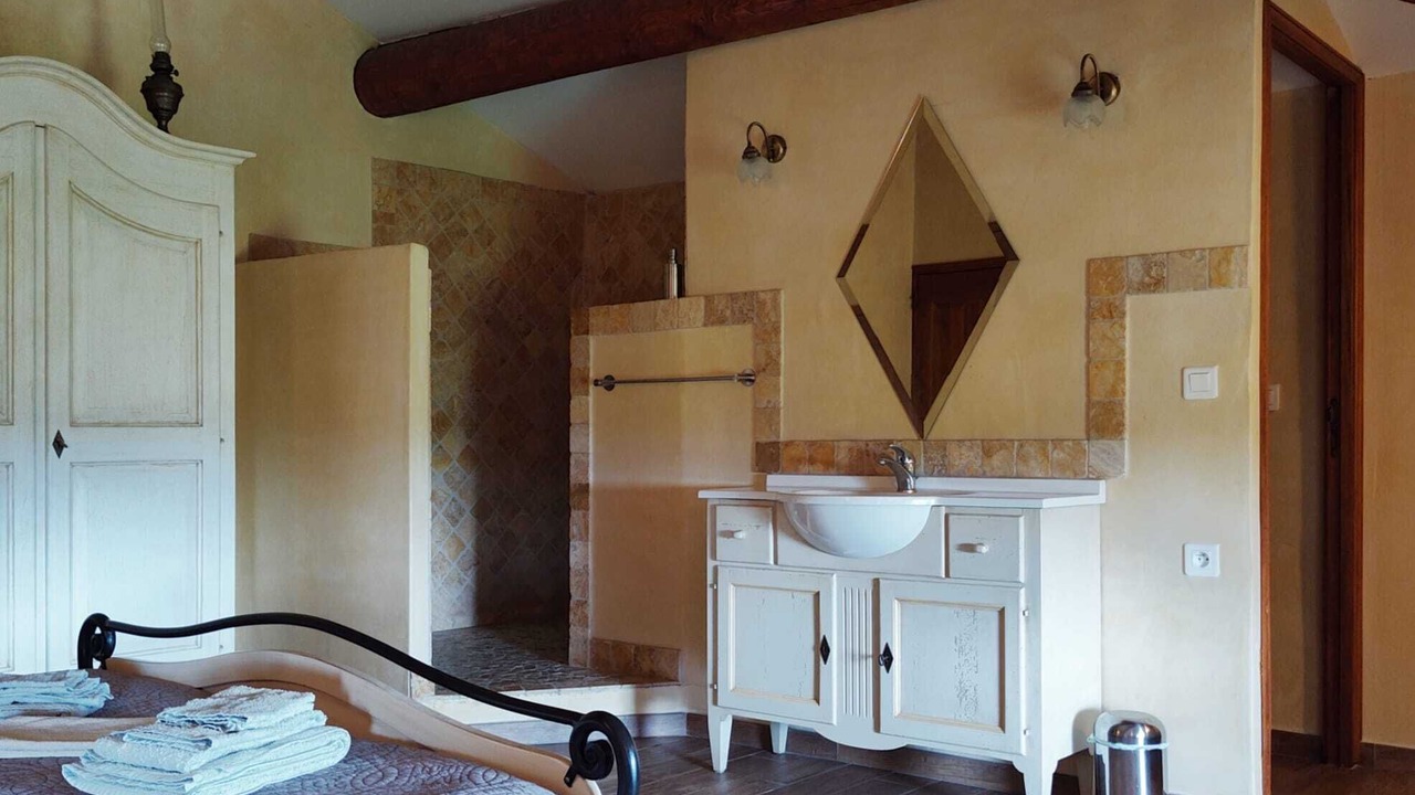 Photo of Bedroom in Visan