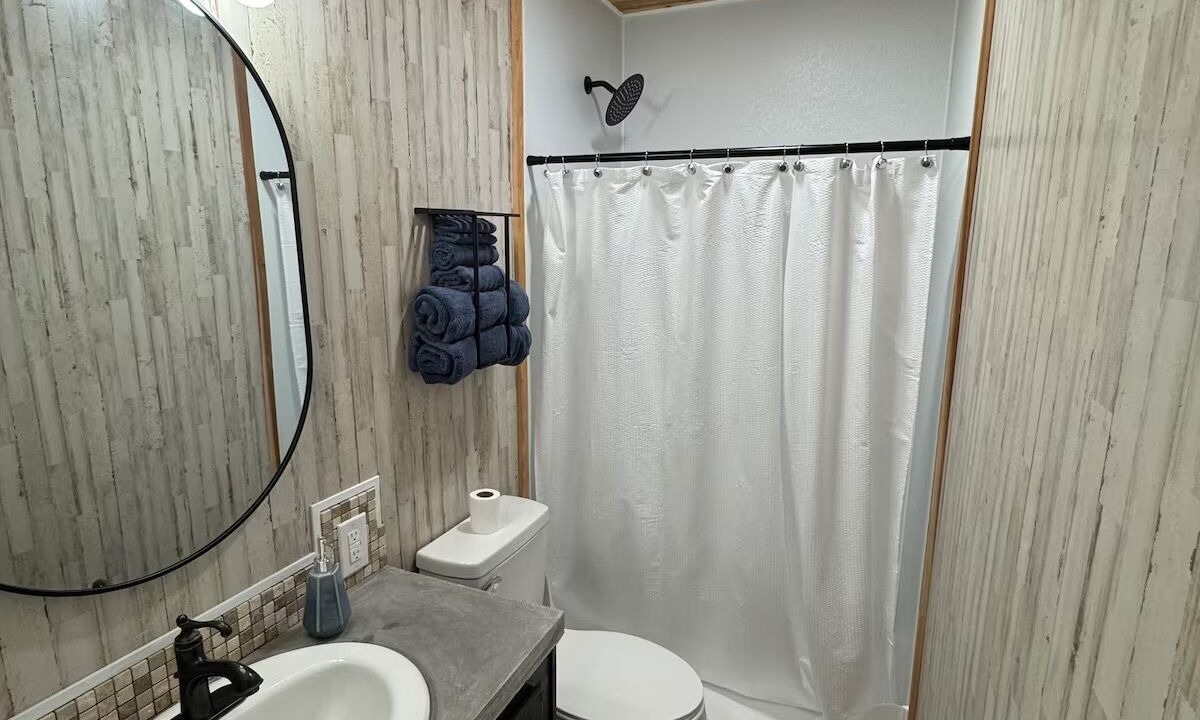Photo of Bathroom in Anderson County