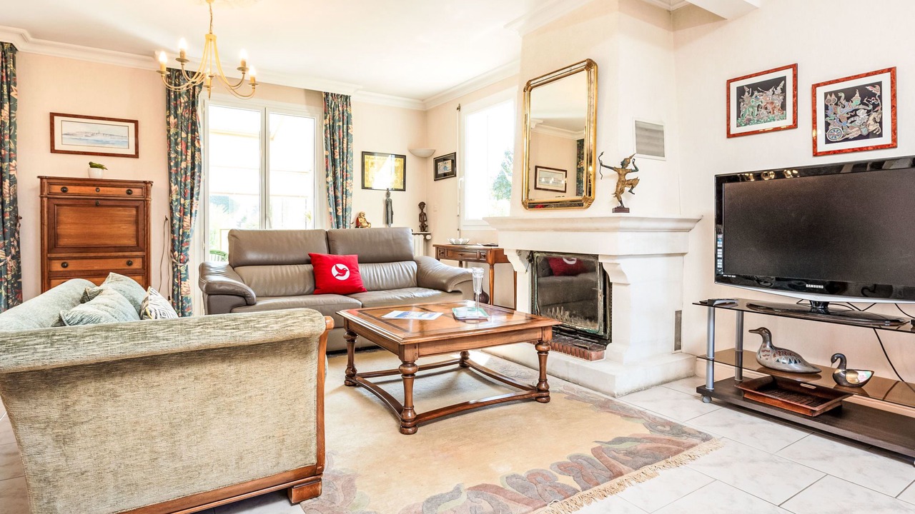 Photo of Livingroom in Saint-Pere