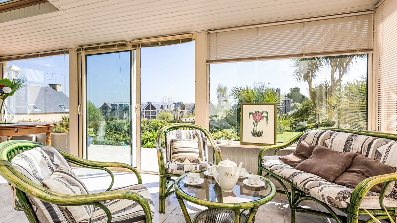 Photo of Livingroom in Saint-Pere