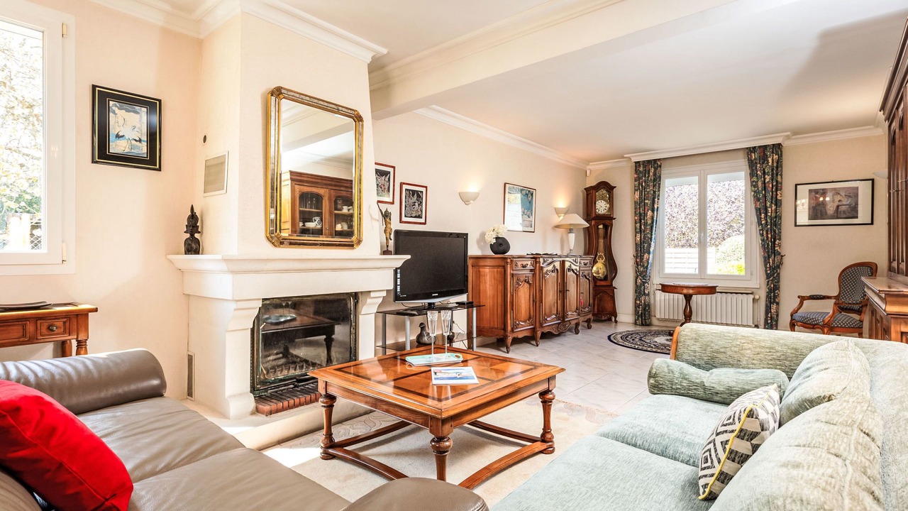 Photo of Livingroom in Saint-Pere