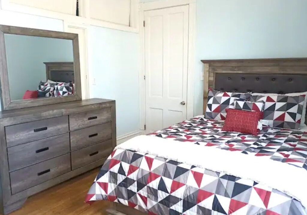 Photo of Bedroom in Huntington