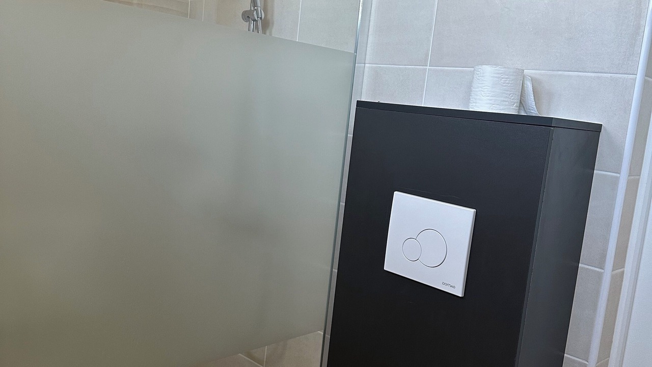 Photo of Bathroom in Ferrieres