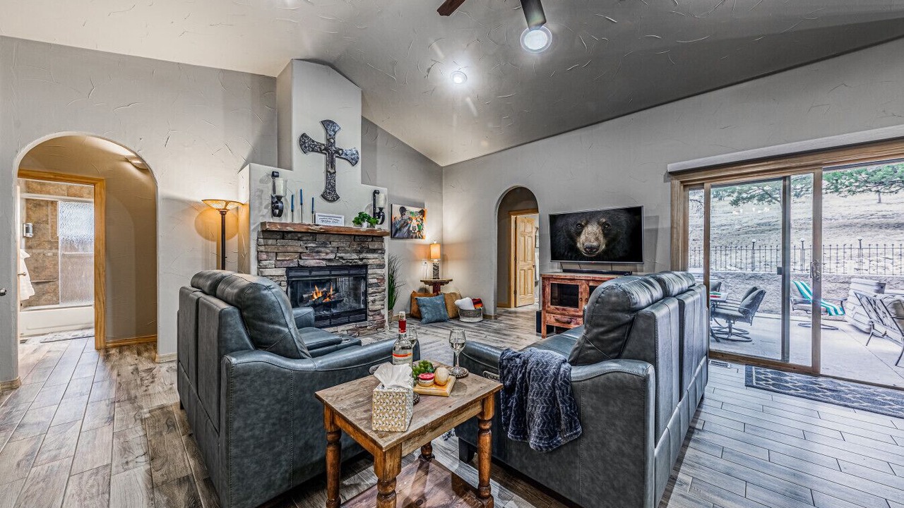 Photo of Livingroom in Ruidoso