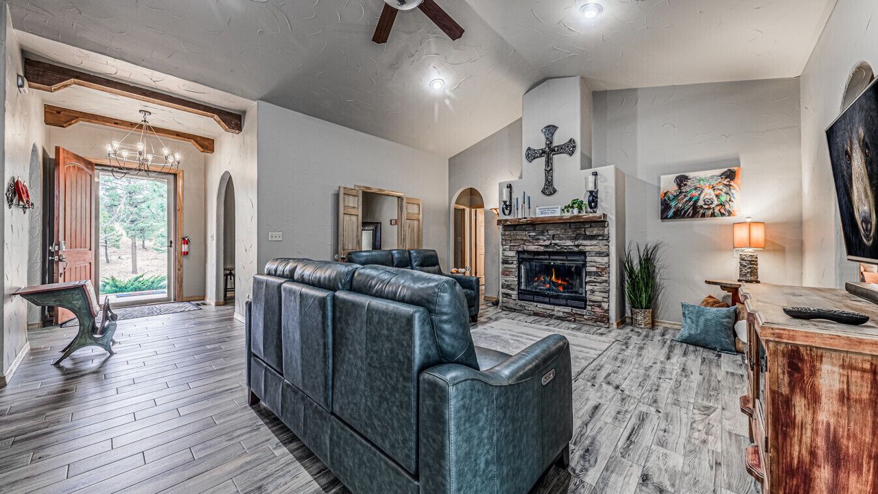Photo of Livingroom in Ruidoso