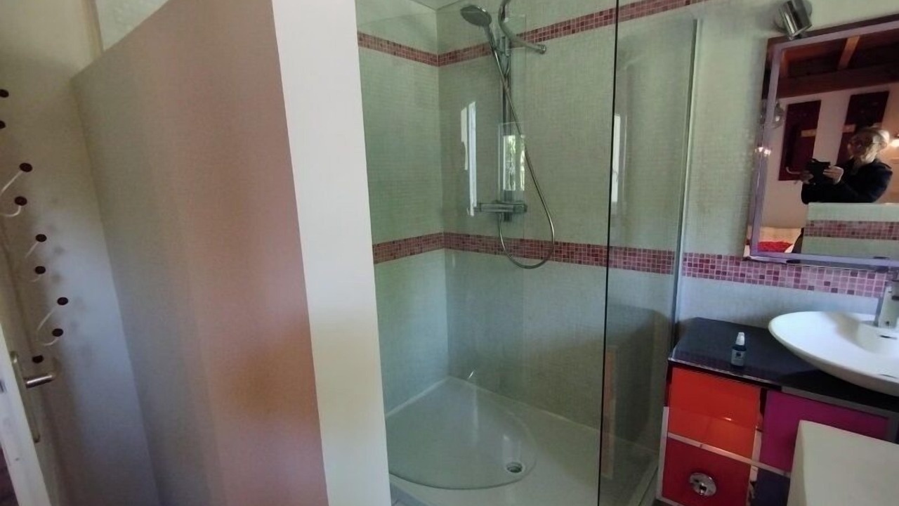 Photo of Bathroom in La Croix-Blanche