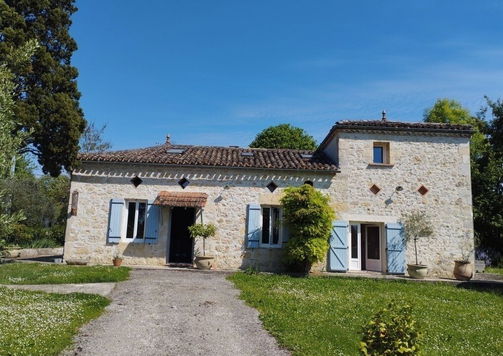 Photo of Outdoor in La Croix-Blanche