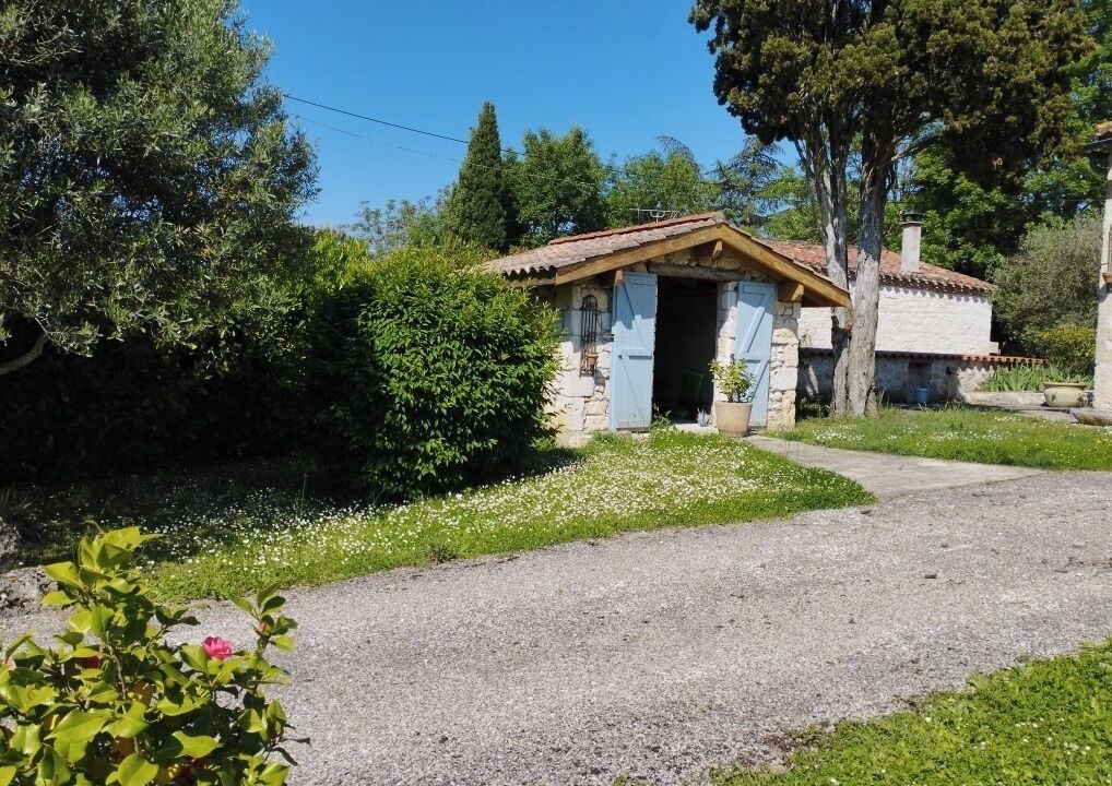 Photo of Outdoor in La Croix-Blanche