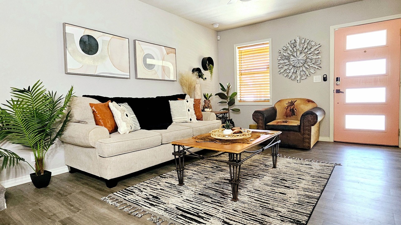 Photo of Livingroom in Midwest City