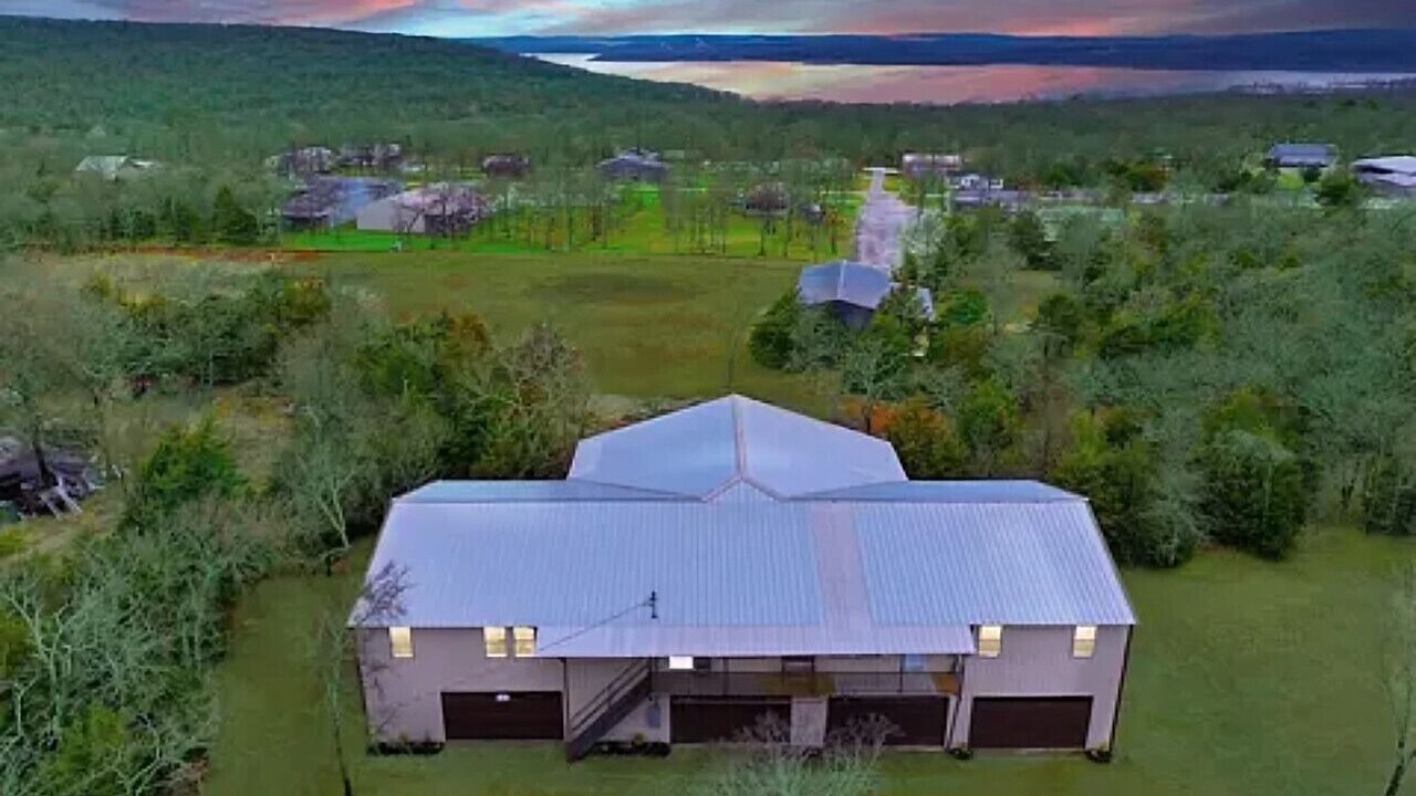Photo of Outdoor in Cookson