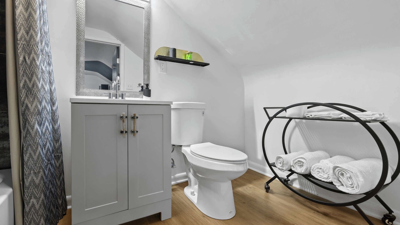 Photo of Bathroom in Audubon