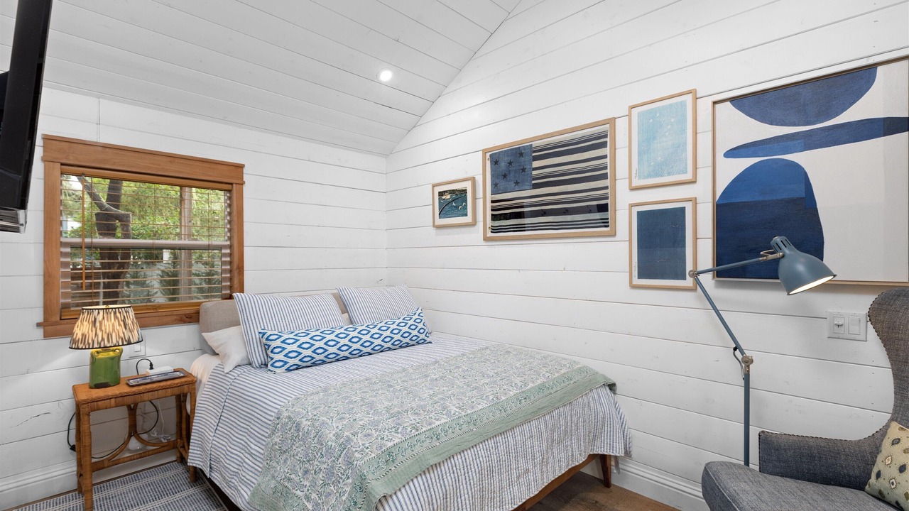 Photo of Bedroom in Lodge Hill