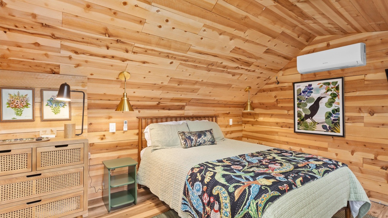 Photo of Bedroom in Lodge Hill